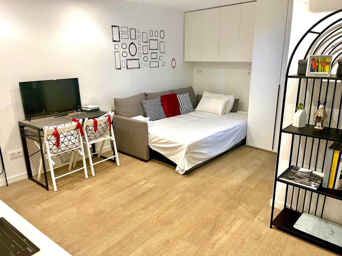 Appartement Tesoro Calle, Precioso Estudio Super Equipado Dos En Malasana Madrid